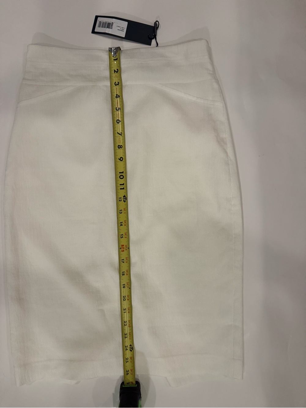 Halston Heritage White Midi Pencil Skirt Crinkle Crepe 8 - Picture 5 of 6